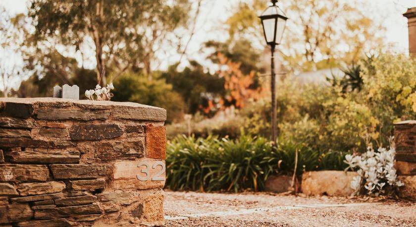 Photo of Others in Mintaro
