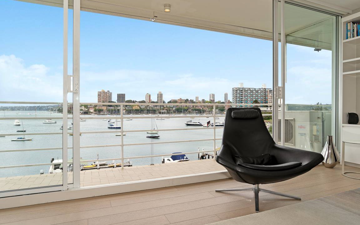 Photo of Others in Elizabeth Bay