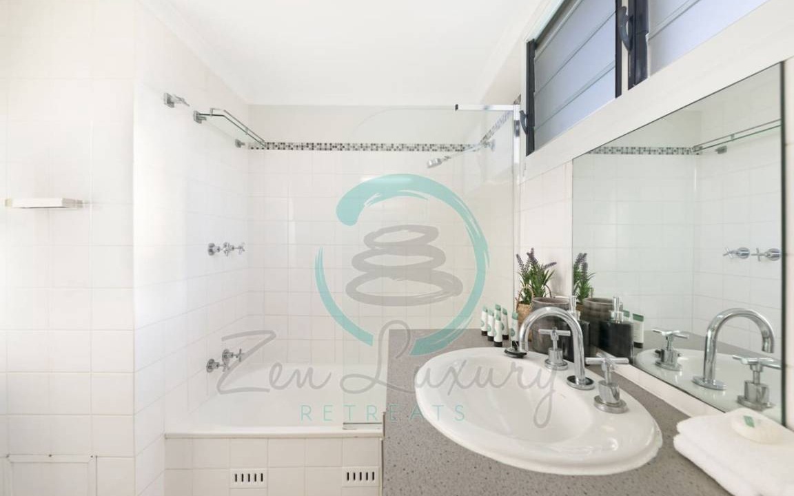 Photo of Bathroom in Stuart Park