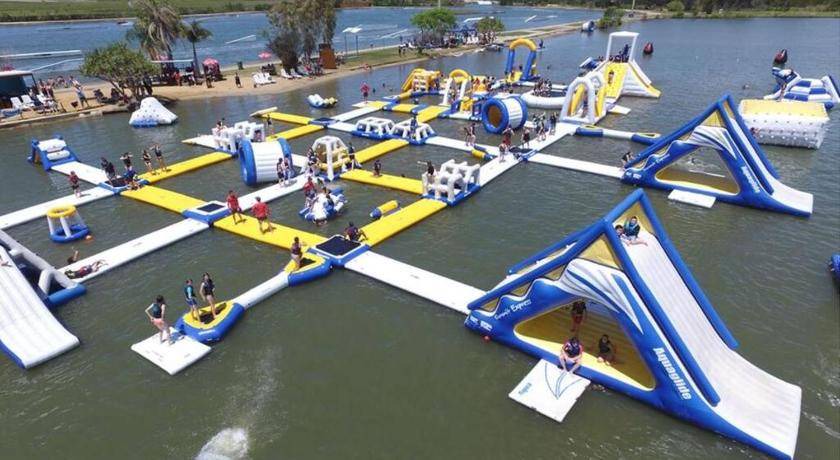 Photo of Others in Twin Waters