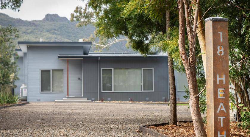 Photo of Others in Halls Gap