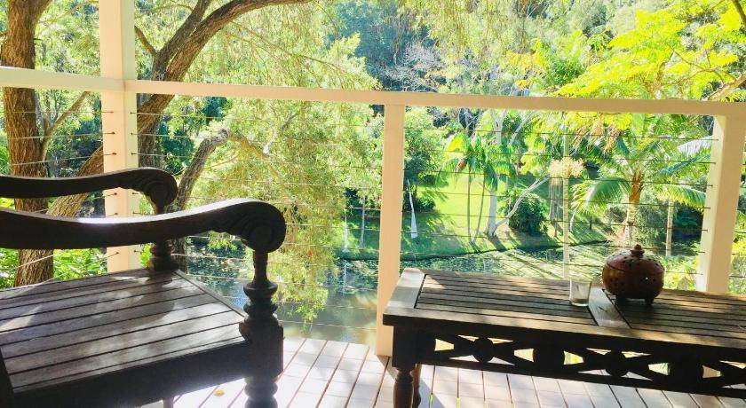 Photo of Patio Balcony in Sapphire Beach