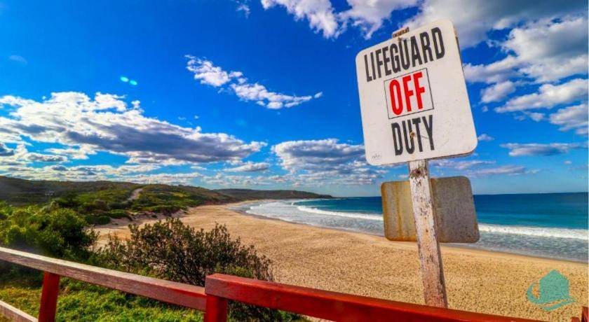 Photo of Others in Catherine Hill Bay