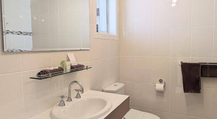 Photo of Bathroom in Oberon