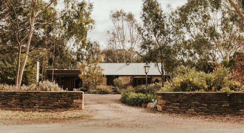 Photo of Others in Mintaro