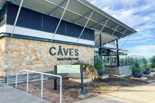 Photo of Others in Caves Beach