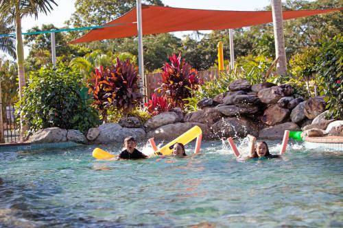 Photo of Others in Redlynch