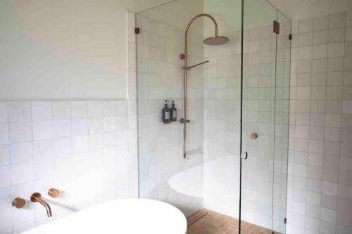 Photo of Bathroom in Barwite