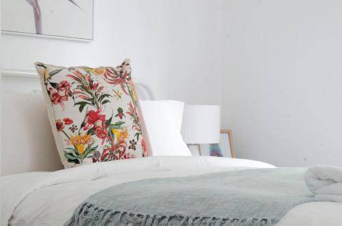 Photo of Bedroom in Orange