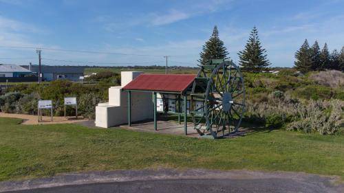 Photo of Others in Port Macdonnell