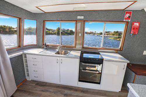Photo of Others in Pelican Waters
