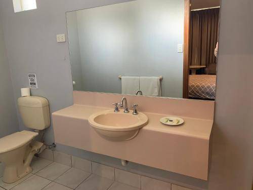 Photo of Bathroom in Hallam