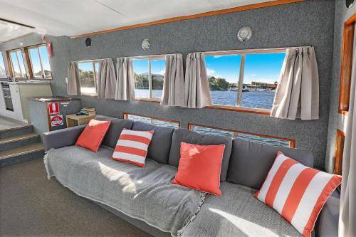 Photo of Livingroom in Pelican Waters