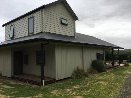 Photo of Buildings in Port Campbell