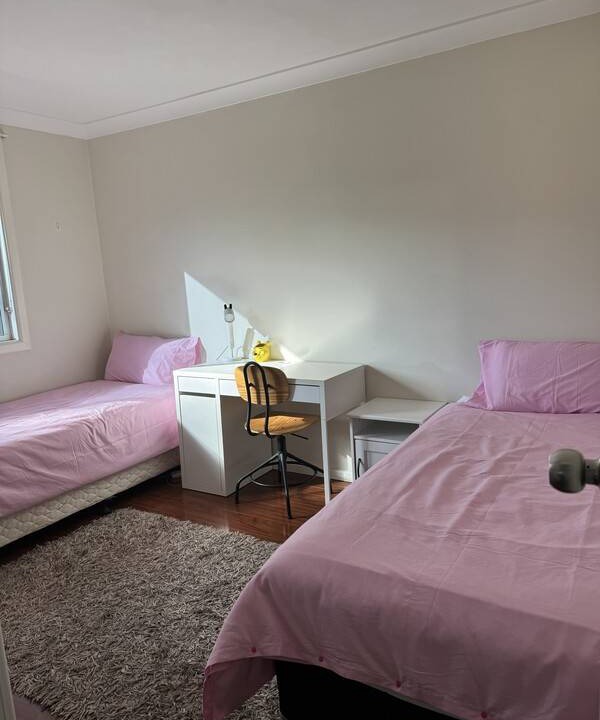 Photo of Bedroom in Dundas Valley