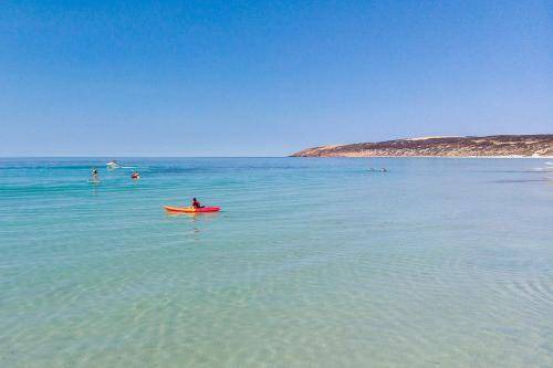 Photo of Others in Emu Bay