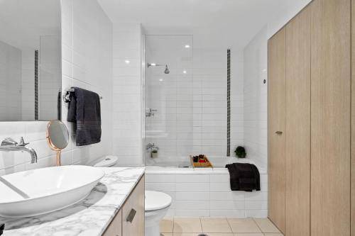 Photo of Bathroom in Varsity Lakes
