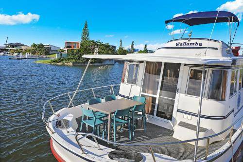 Photo of Others in Pelican Waters