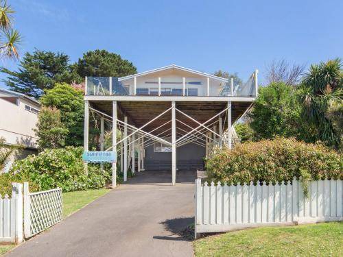 Photo of Buildings in Smiths Beach