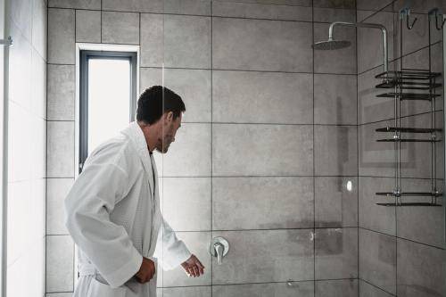 Photo of Bathroom in Huonville