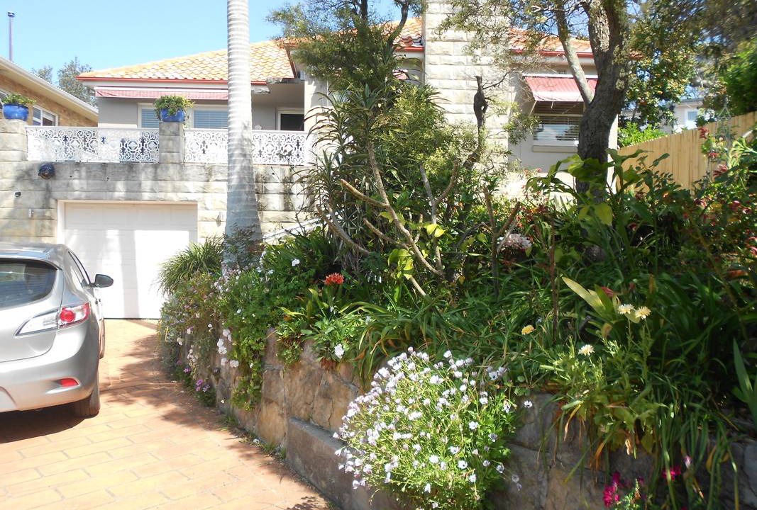Photo of Buildings in Freshwater
