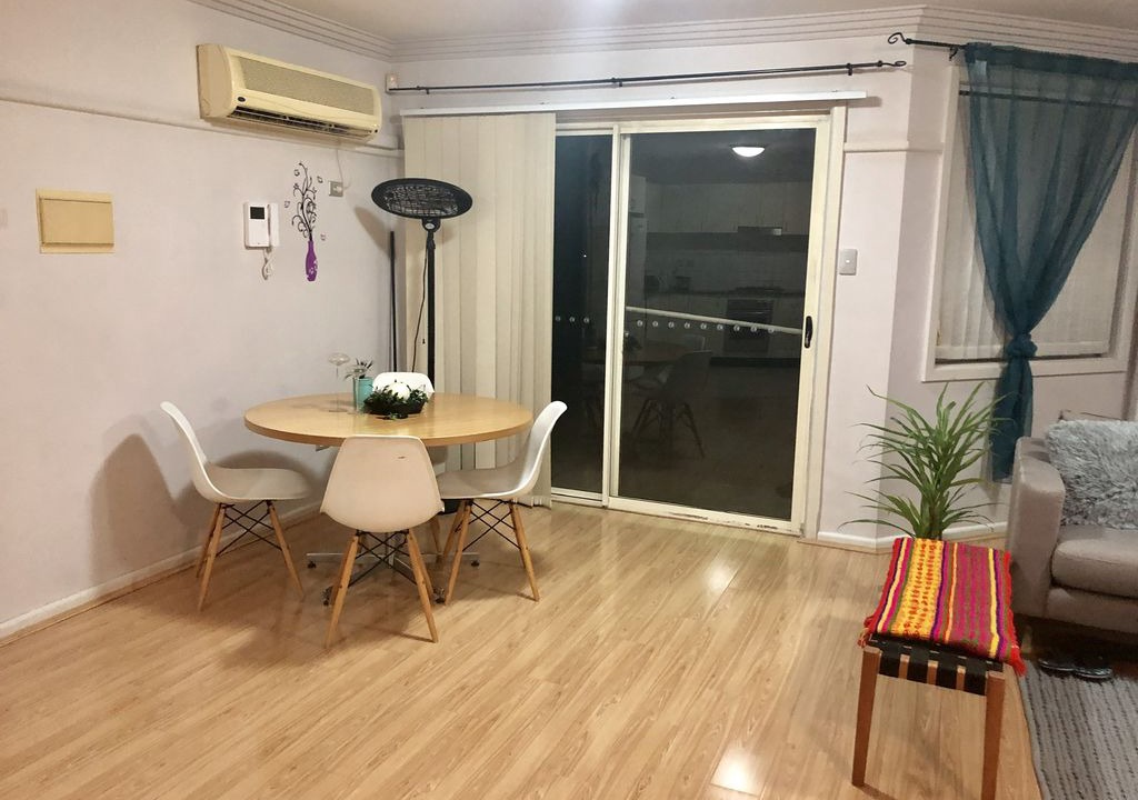 Photo of Livingroom in Westmead