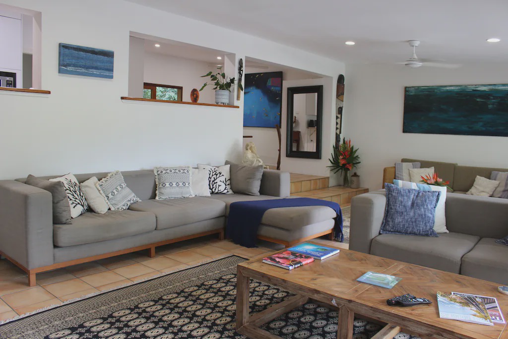 Photo of Livingroom in Oak Beach