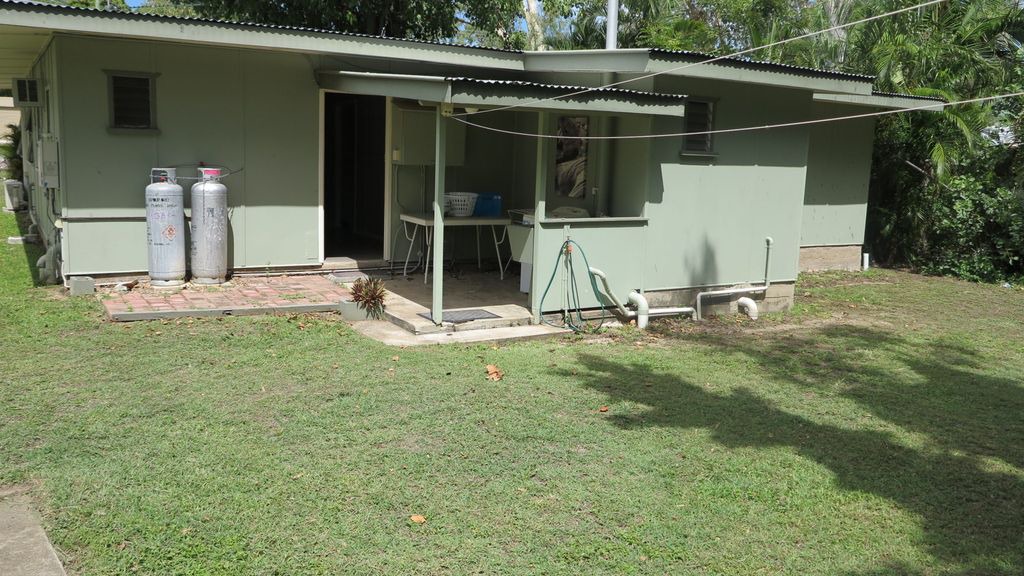 Photo of Buildings in Picnic Bay