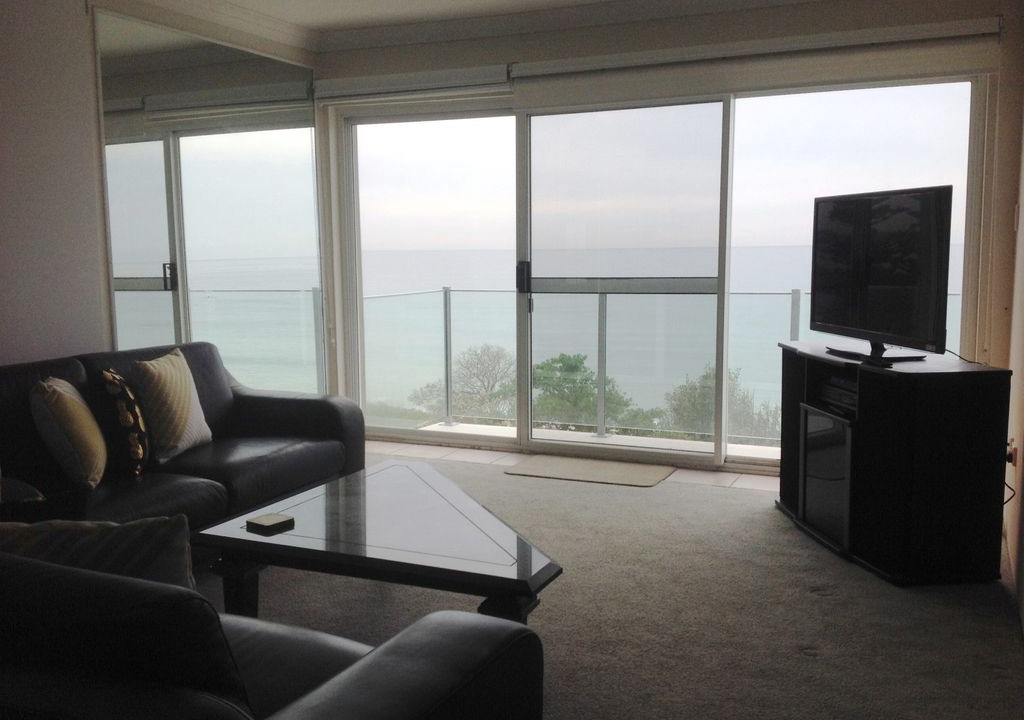 Photo of Livingroom in The Entrance North