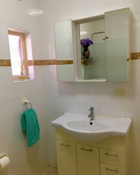 Photo of Bathroom in Mascot