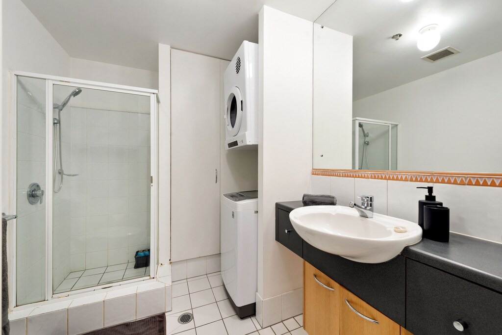 Photo of Bathroom in Teneriffe