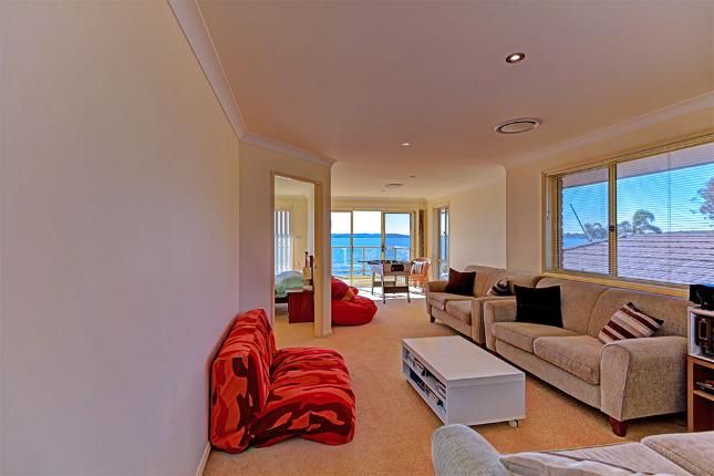 Photo of Livingroom in Mannering Park