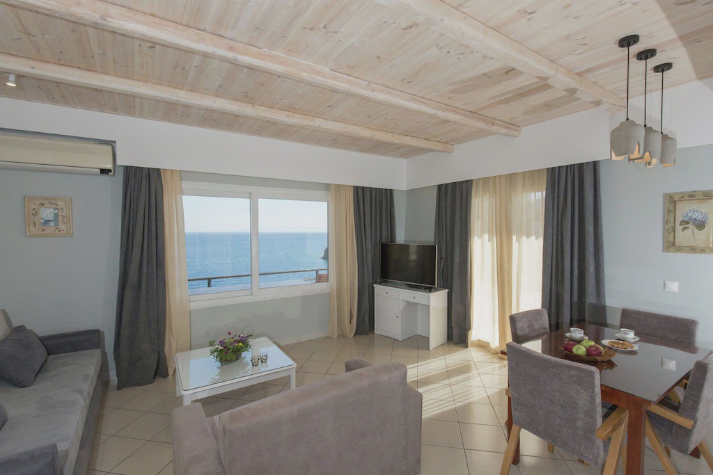 Photo of Livingroom in Samos Town