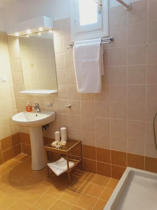 Photo of Bathroom in Naousa