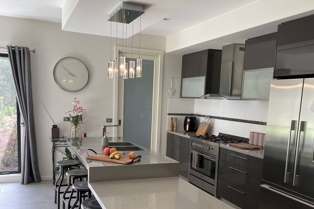 Photo of Kitchen in Langwarrin South