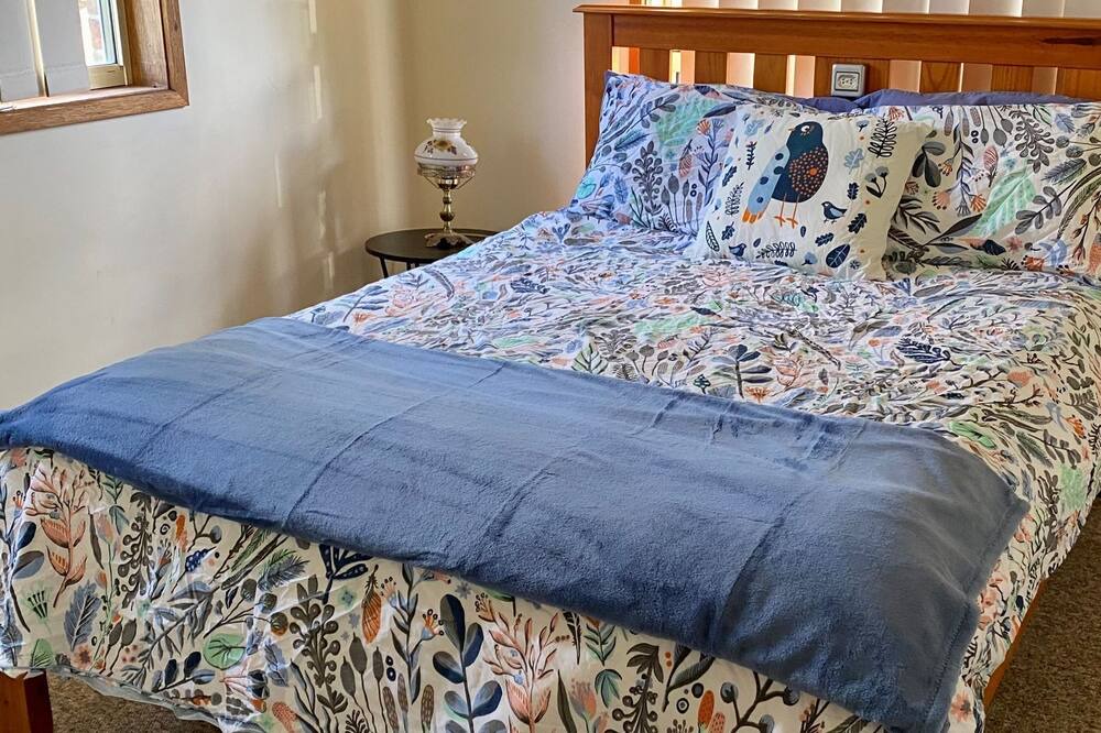 Photo of Bedroom in Tomakin