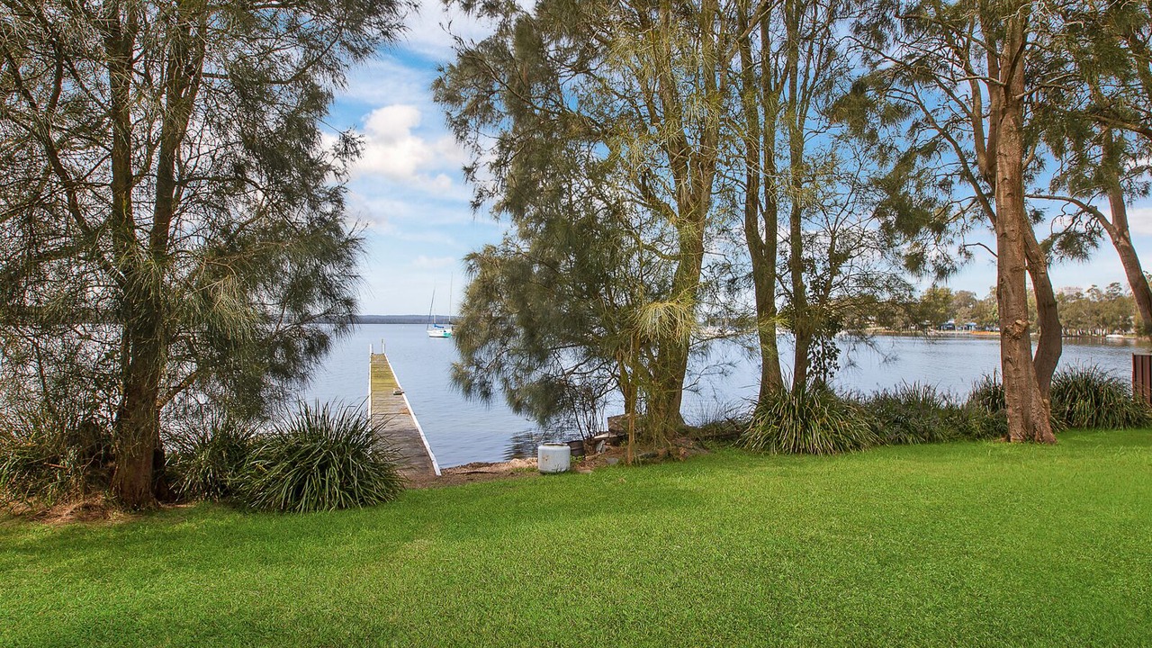 Photo of Outdoor in Mannering Park