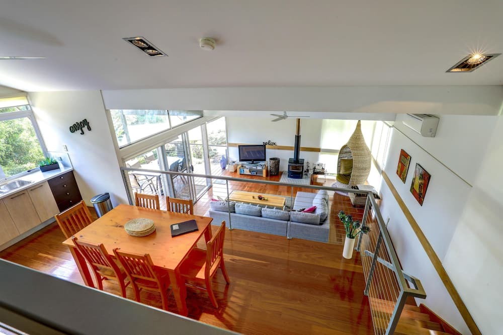 Photo of Livingroom in Montville