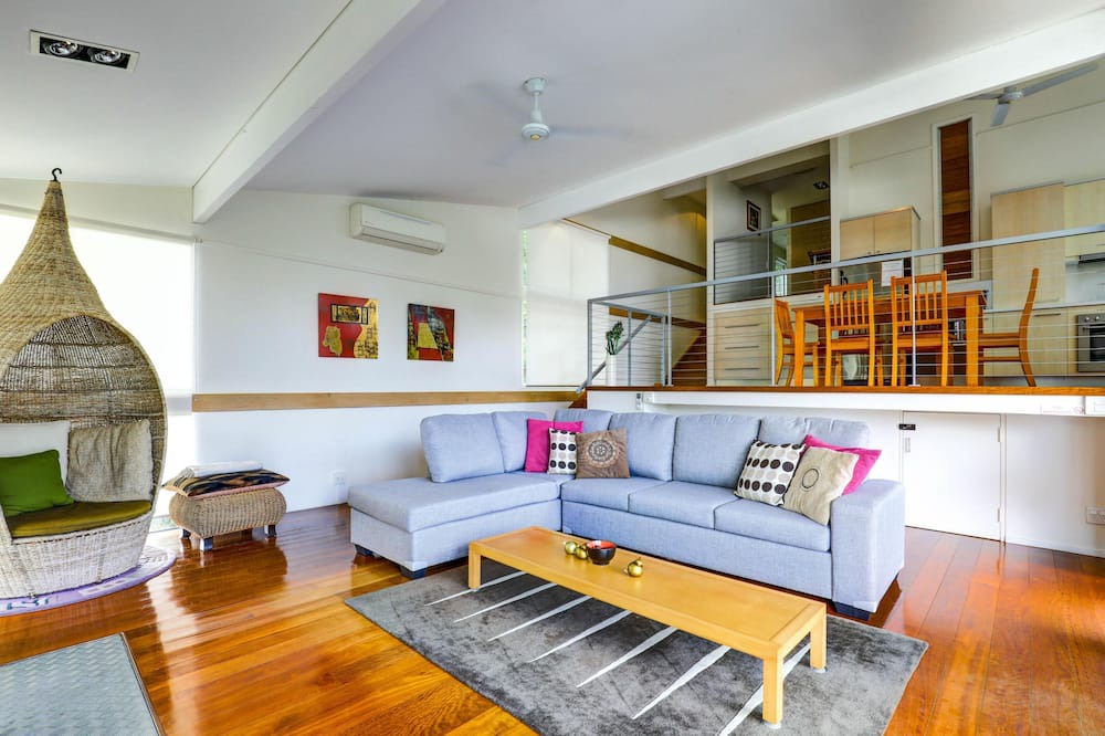 Photo of Livingroom in Montville
