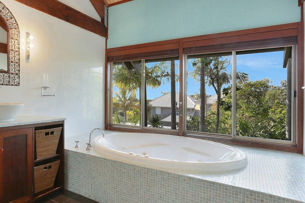 Photo of Bathroom in Angourie
