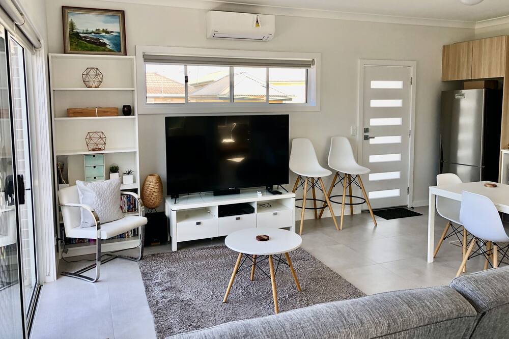Photo of Livingroom in Warrawong
