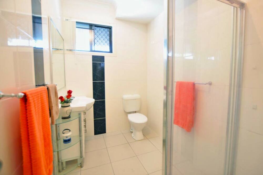 Photo of Bathroom in Springwood