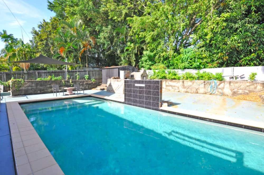 Photo of Outdoor in Springwood