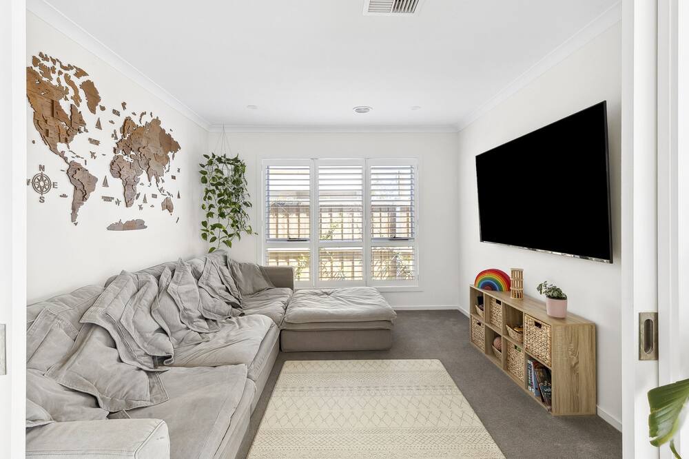 Photo of Livingroom in Clifton Springs