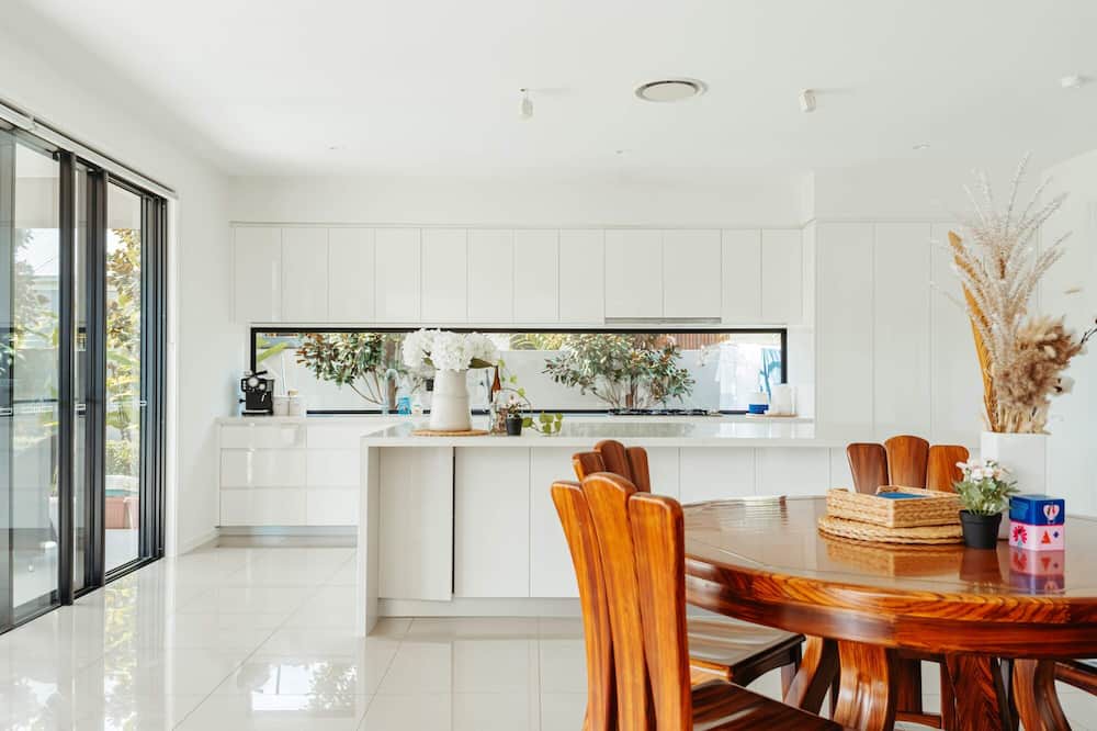 Photo of Kitchen in Helensvale