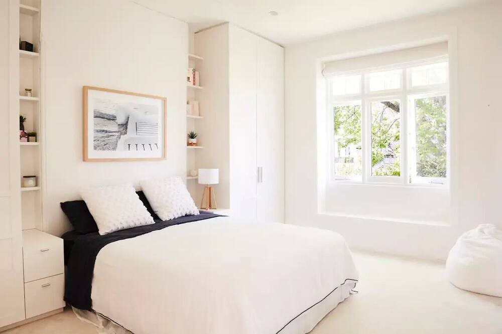 Photo of Others in Bellevue Hill