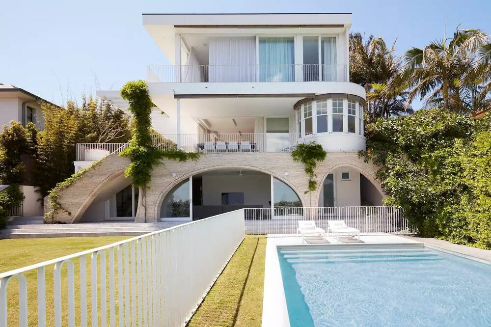 Photo of Others in Bellevue Hill