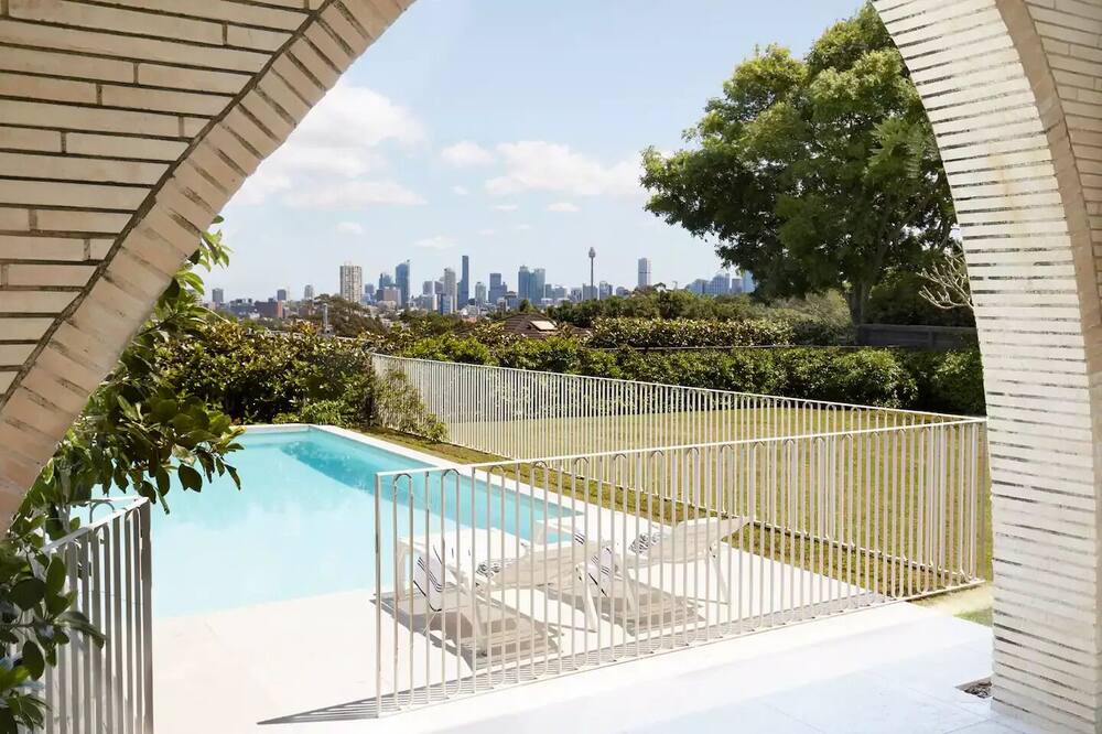 Photo of Others in Bellevue Hill