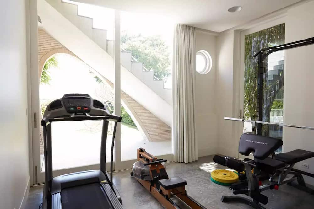 Photo of Others in Bellevue Hill