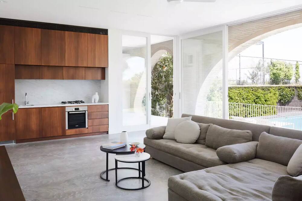 Photo of Others in Bellevue Hill